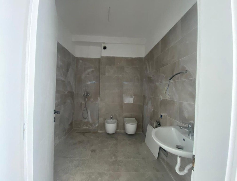 APARTAMENT 2+1+2 NE SHITJE "LAKE DIAMOND RESIDENCE", LIQENI I THATE-TIRANE!