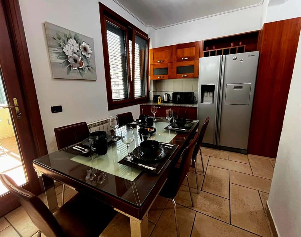 Affitasi apartamento 2+1+2 a Volga Durazzo