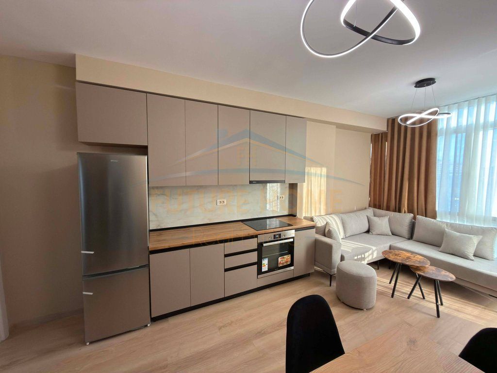 Shitet Apartament 1+1, Unaza e Re