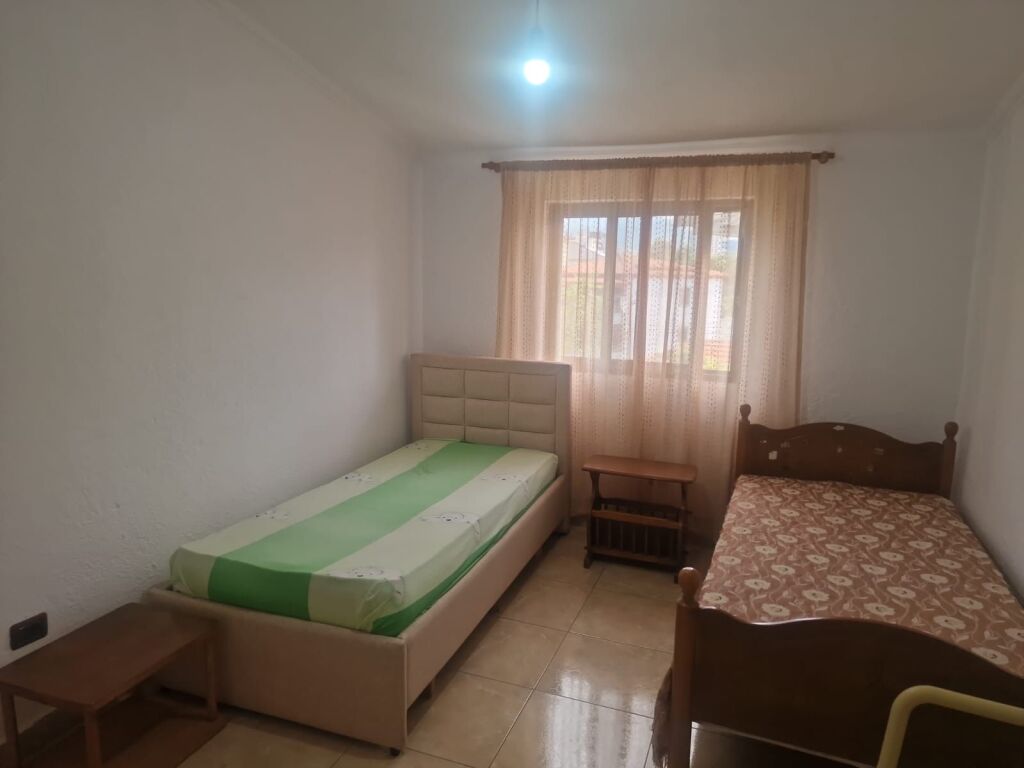 2+1 apartment for rent near Rruga e Durrsit