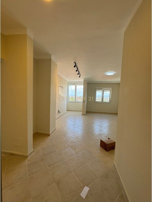 Apartament 1+1 Për Shitje në Plazh, Durrës !