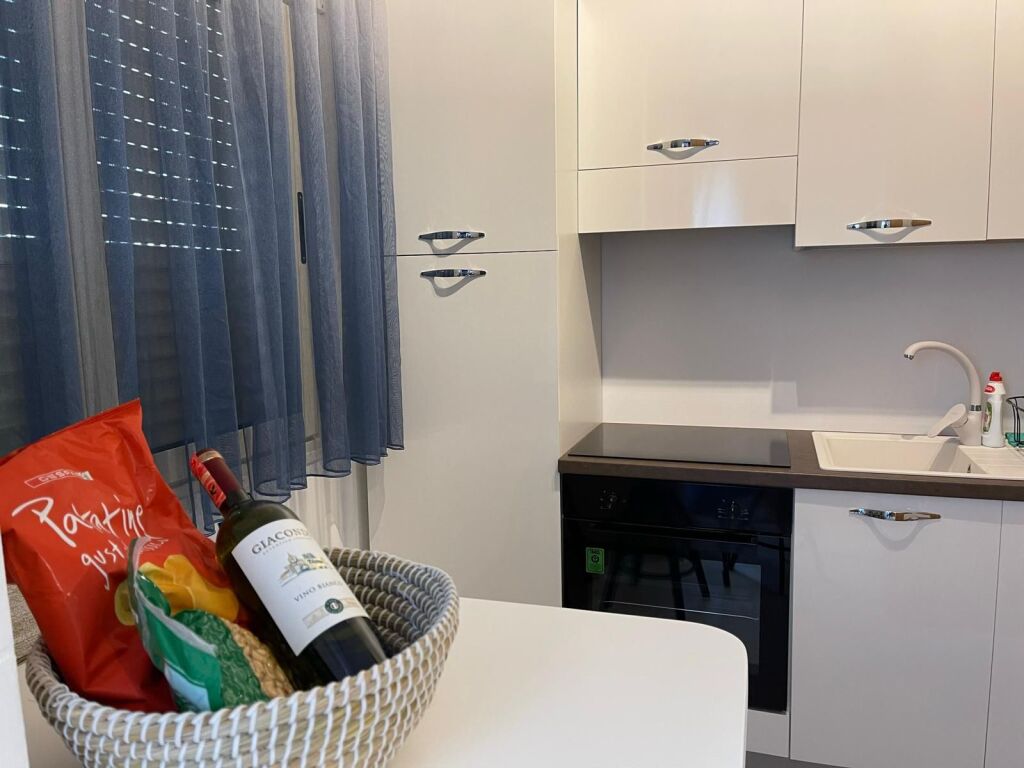 🏡 Apartment 1+1 for Sale  📍 Perla Residence – Gjiri i Lalzit