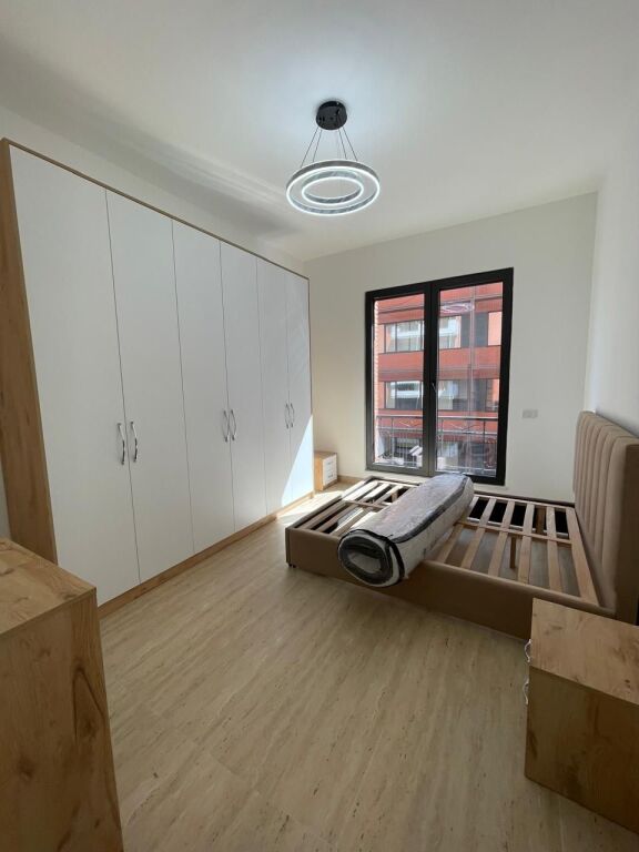 APARTAMENT 1+1 + PARKIM PER QERA TEK DELIJORGJI