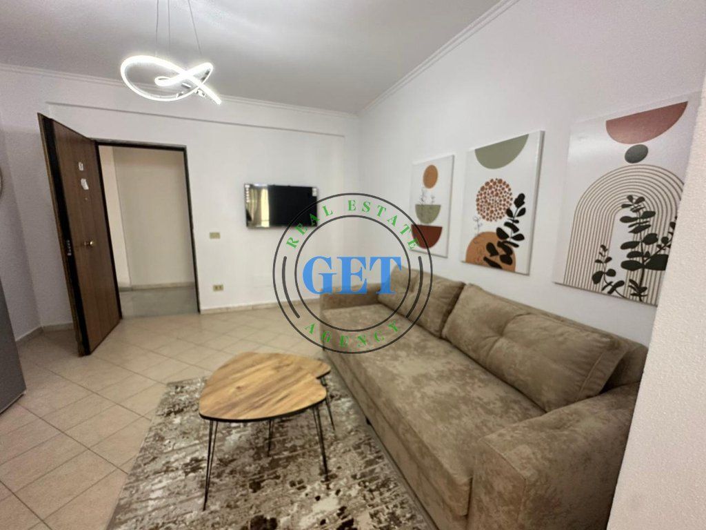 Shitet Apartament 1+1, Plazh Hekurudha,Durrës.