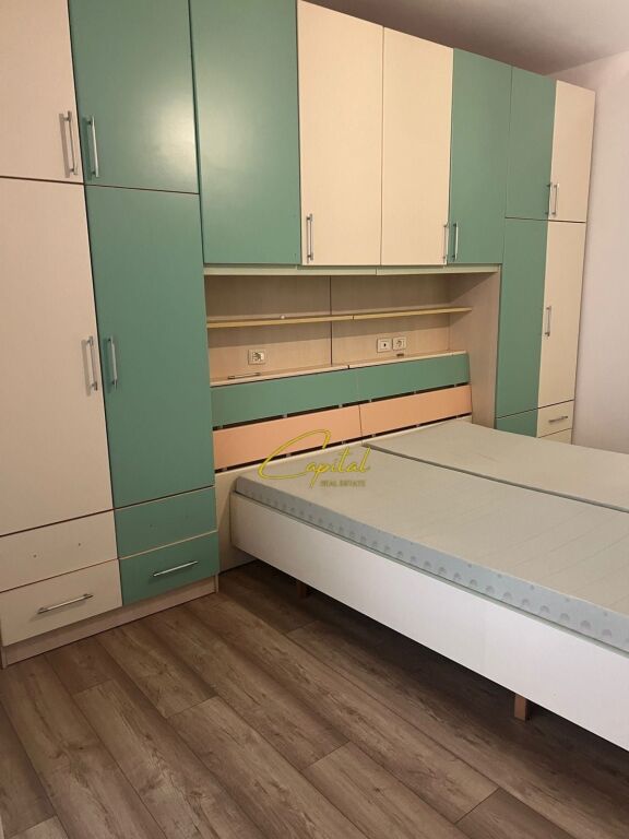 APARTAMENT EM QIRA 1+1 RRUGA E BARRIKADAVE 50.000 LEKE