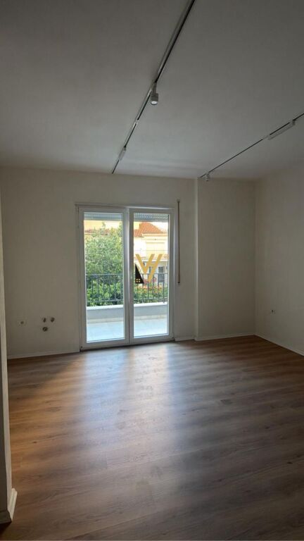 UFFICIO 135 M2 IN AFFITTO A PAZARI I RI 1.500 EURO
