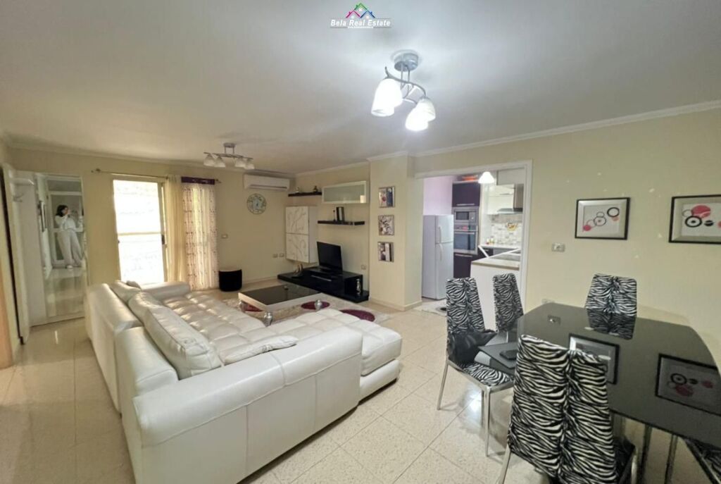 Apartament Me Qera 2+1 Tek Bulevardi Zogu i Pare (ID B2201914) Tirane