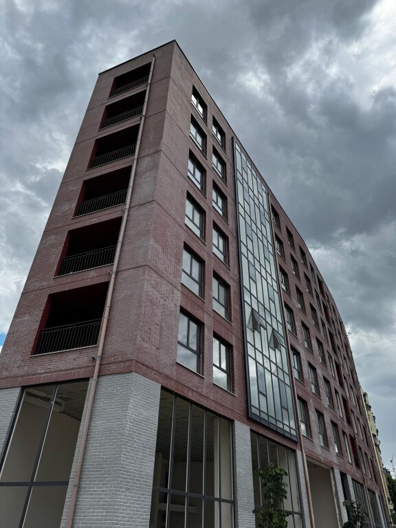 SHITET APARTAMENT 1+1 – URBAN HOME  📍 Pranë SPAK-ut, Tiranë