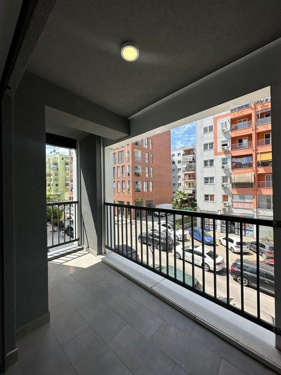 Shitet Apartament 3+1+2 , Bulevardi i Ri , Tirane.
