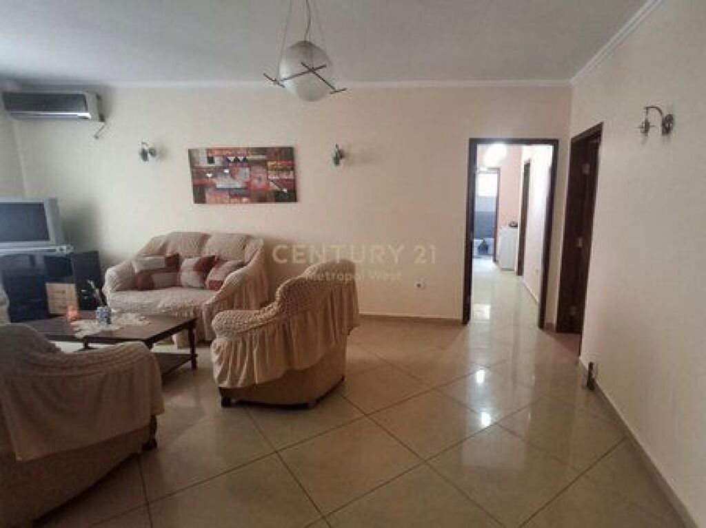 For sale 3+1+2 near "Petro Nini Luarasi", Margarita Tutulani St.– Elite Location!