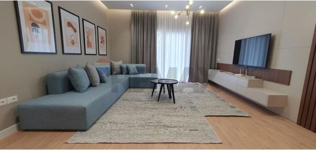 Apartment - For Rent - Botanical Garden, Tirana