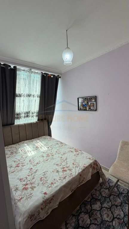 Shitet, Apartament 2+1+2, Fresk