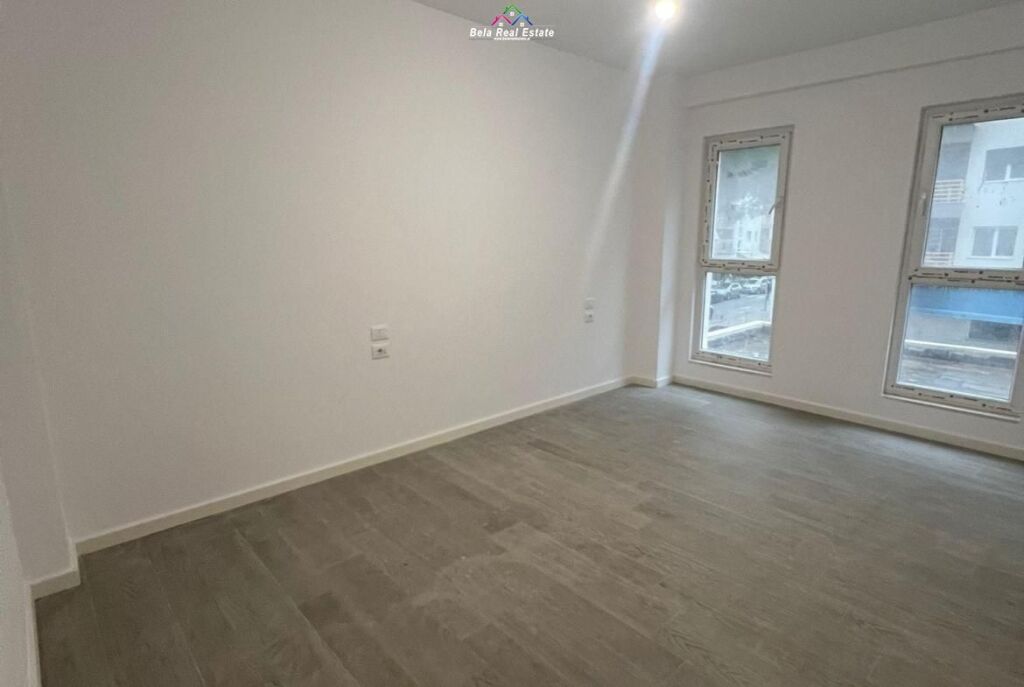 Ufficio In Affitto 2+1 In Via Dritan Hoxha (ID BZ2973) Tirana