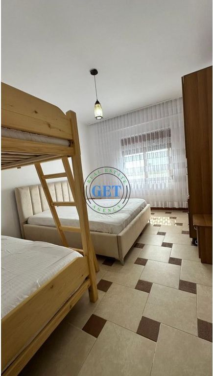 Shitet Apartament 2+1+2, Plazh Durrës (Vija e 3-të)