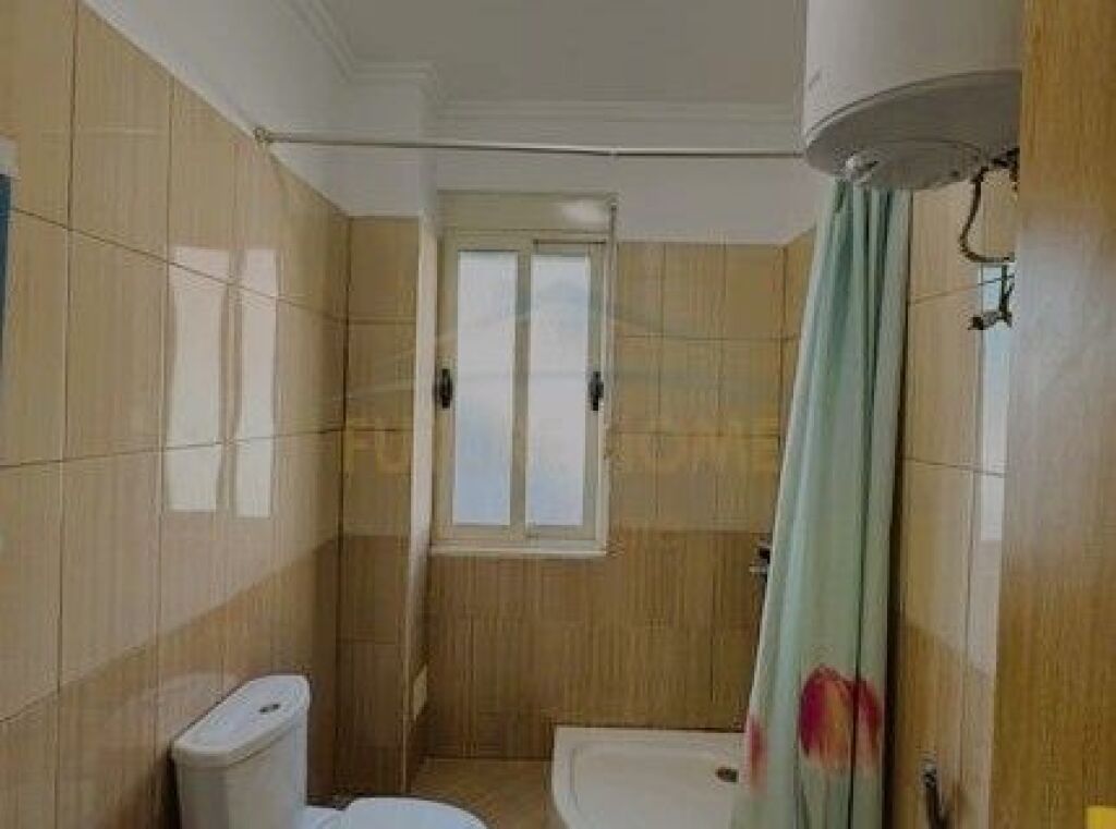 Disponiamo in vendita, appartamento 2+1, Via Dajti, nella zona di Fresku.