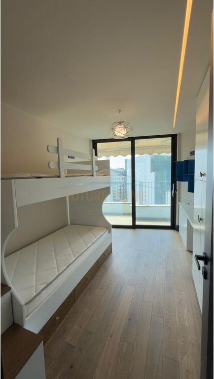 Qera, Apartament 3+1+2+2 Poste Parkimi, Unaza e Re