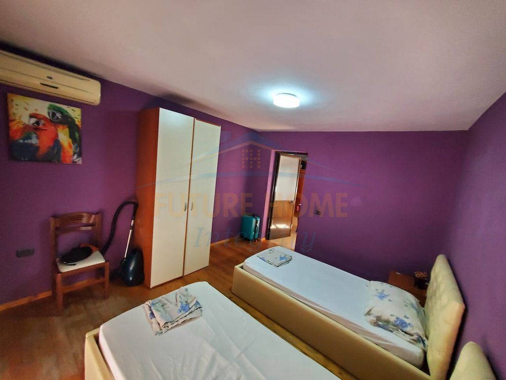 In vendita, Appartamento 3+1+2, 21 Dhjetori, Tirana.