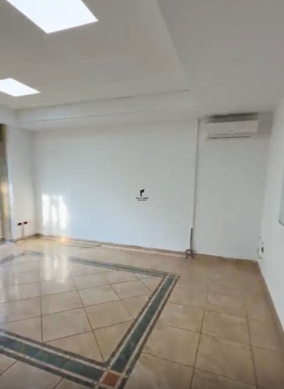 UFFICIO IN AFFITTO 330 M2 BLLOK 400.000 LEKE FH-75082