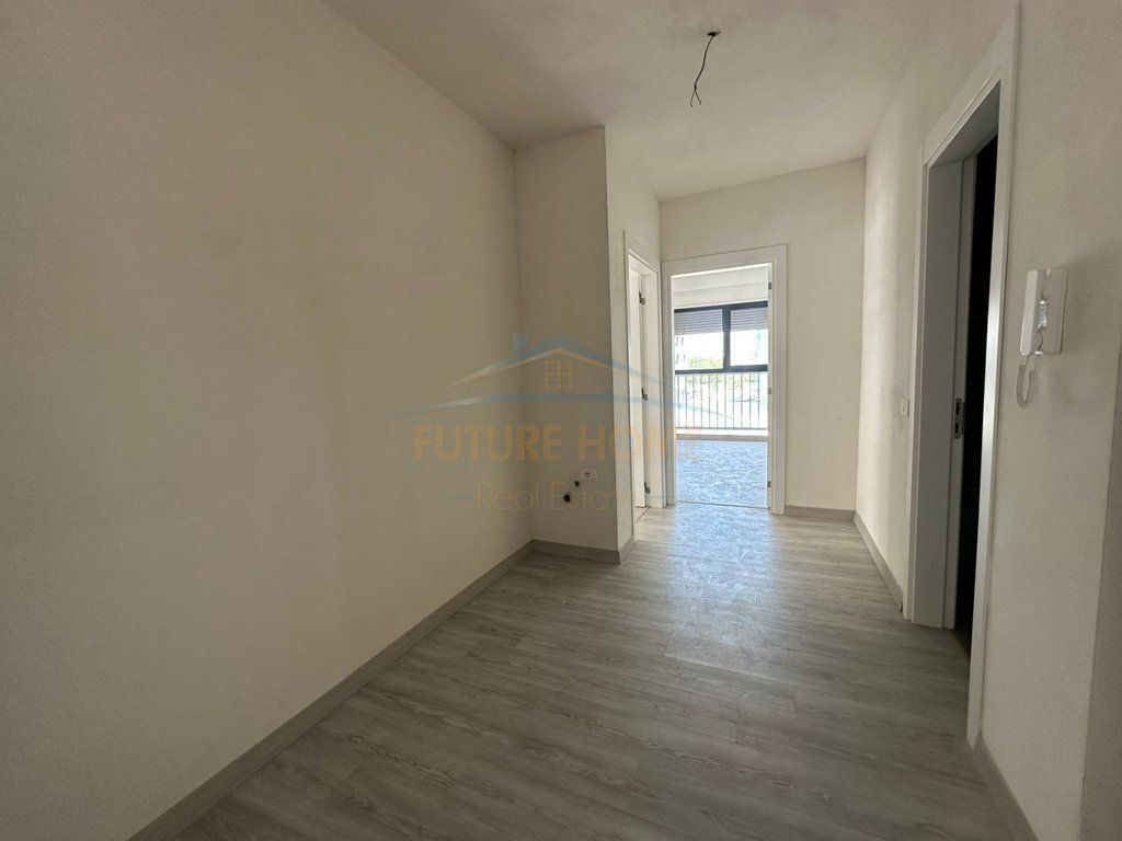 Shitet Apartament 3+1+2 , Bulevardi i Ri , Tirane.