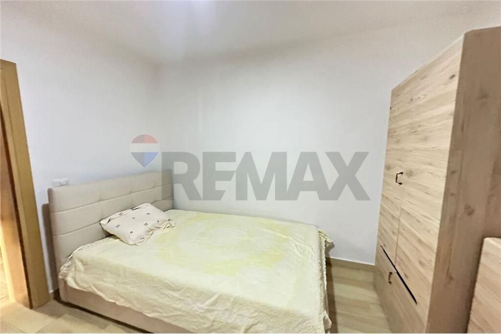 Apartament - Për Qira - Rruga e Kavajës, Tiranë