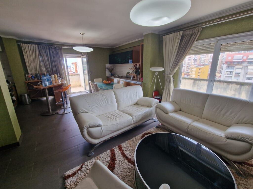 Okazion, Penthouse 2+1+2 te Zogu i Zi, per shitje
