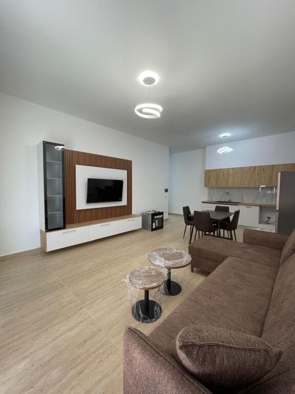 APARTAMENT 1+1 + PARKIM PER QERA TEK DELIJORGJI