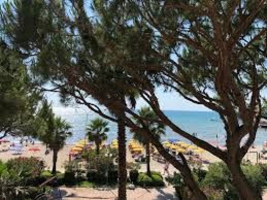 Shitet, Apartament 1+1, Mali Robit,Golem
