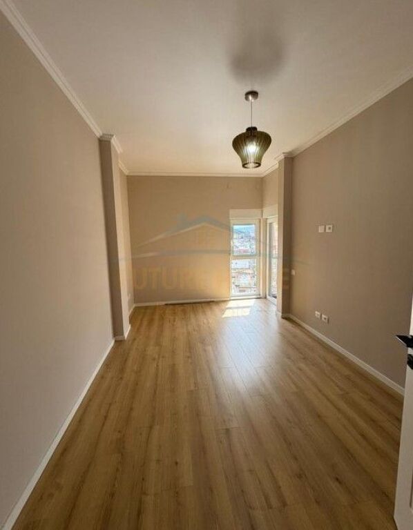 For sale, 2+1 Apartment, Oxhaku, Tirane.