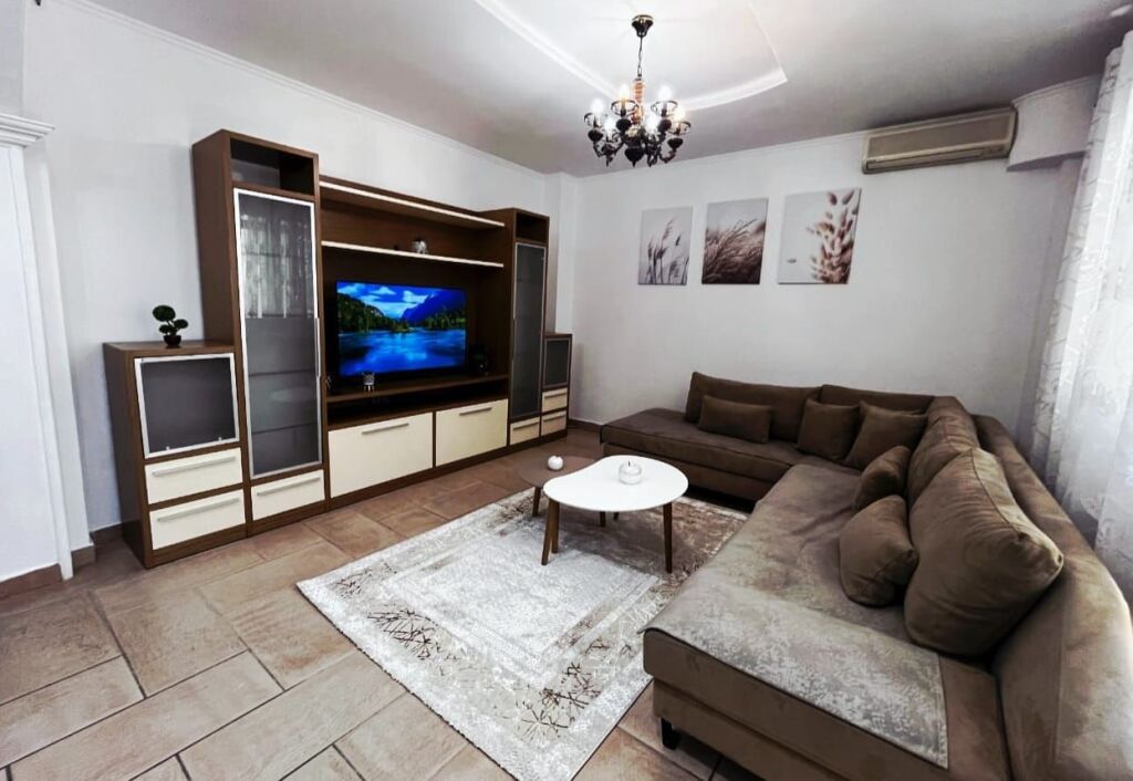 Affitasi apartamento 2+1+2 a Volga Durazzo