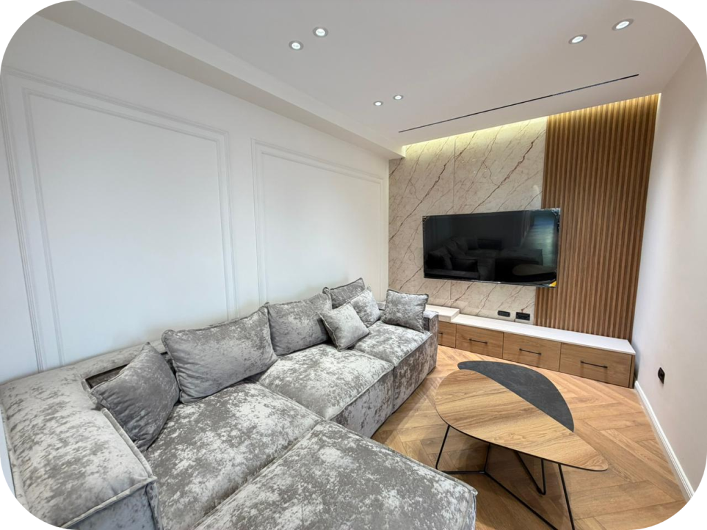 Apartament 2+1 + Gardërobë për Shitje | Përballë Kompleksit Delijorgji