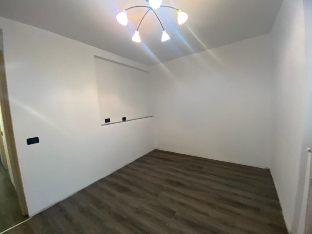 Apartment 2+1 for sale Fusha e Aviacionit !