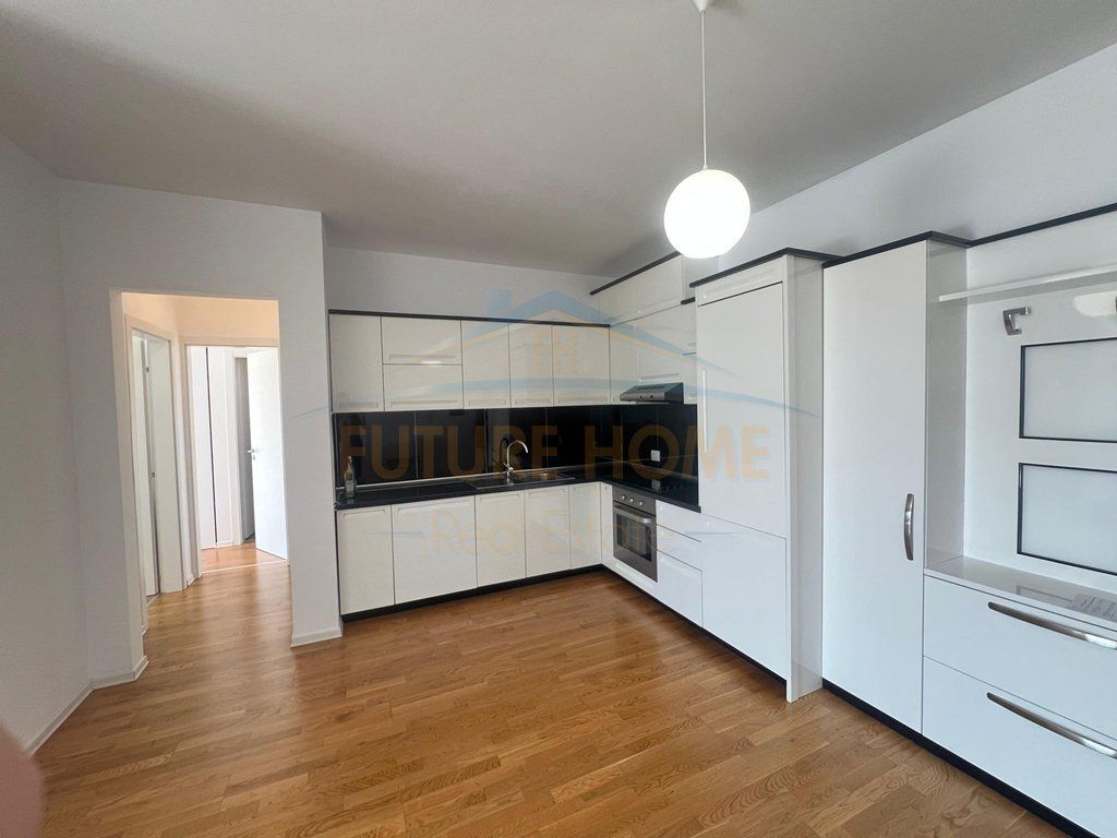 SHITET APARTAMENT 2+1 KOPSHTI BOTANIK