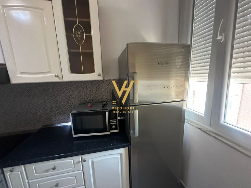 JEPET APARTAMENT 2+1+BLK ME QERA NE VASIL SHANTO 70.000 LEKE