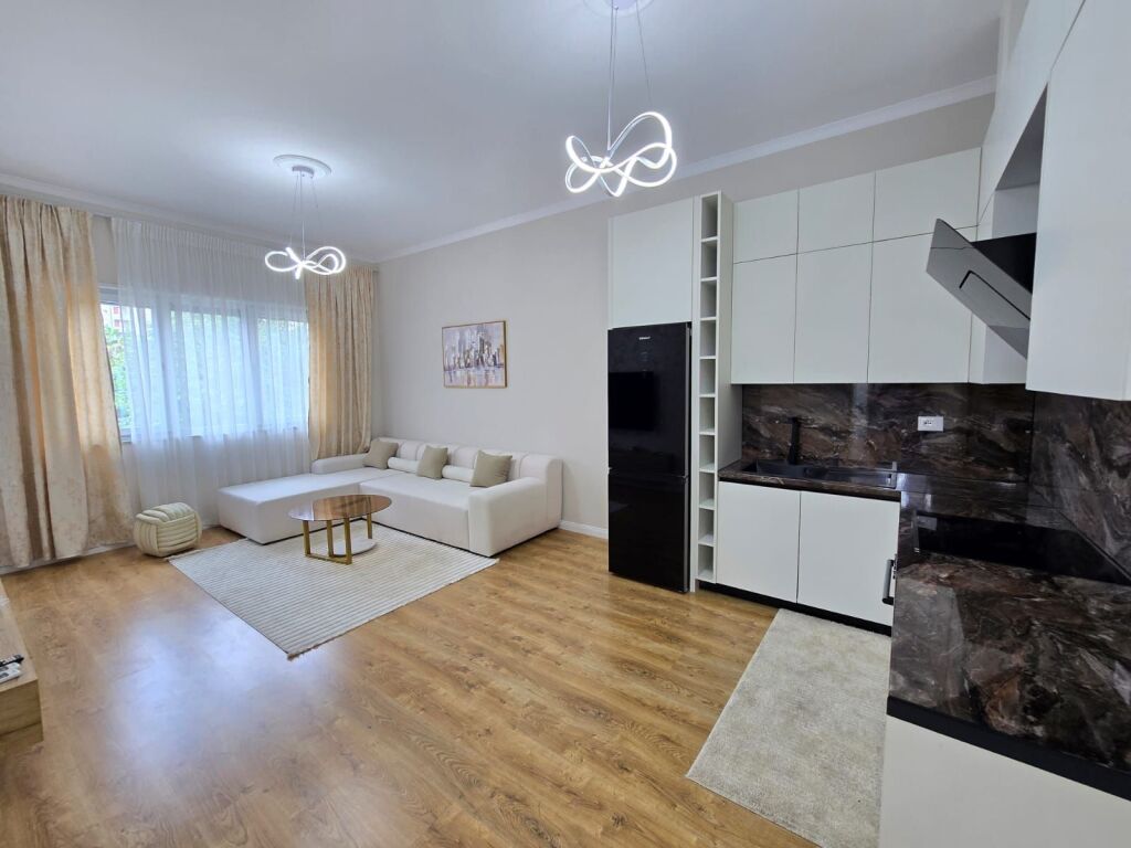 Apartment 2+1 for rent in Astir