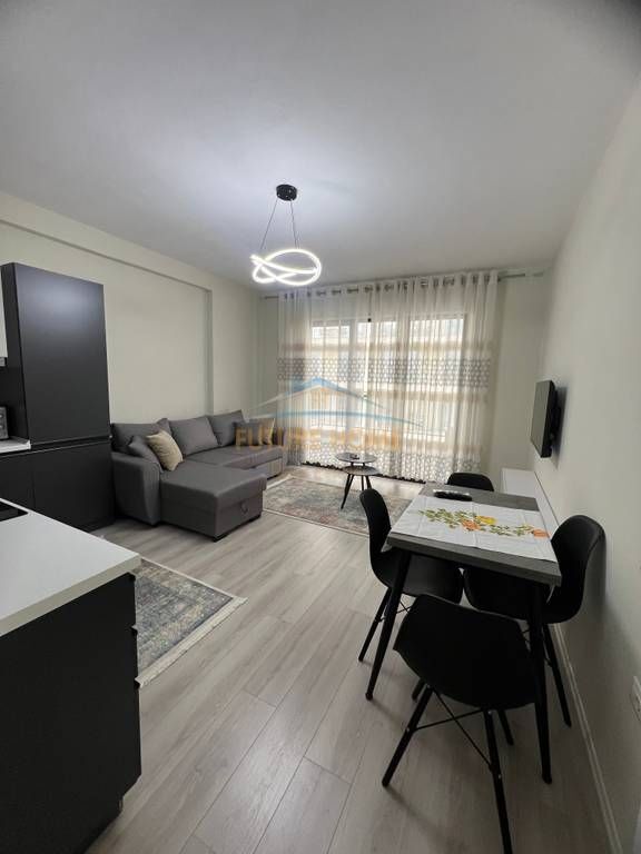 Shitje, Apartament ,2+1+ Parking Rruga e Durresit ,Tirane.