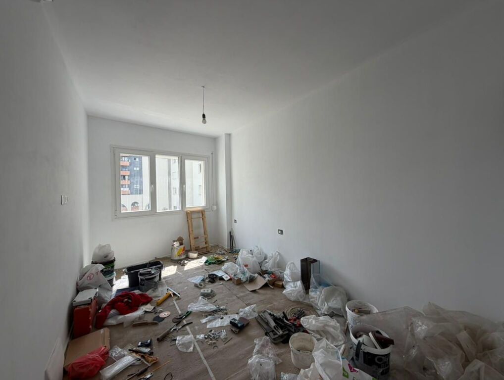Apartament 3+1 per qira tek Green City Residence ne Astir.