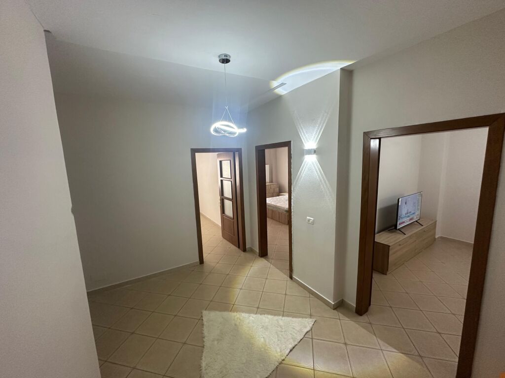 Apartament 2+1 Don Bosko  80m2 neto Kati 6 pa ashensor Mobilim i ri