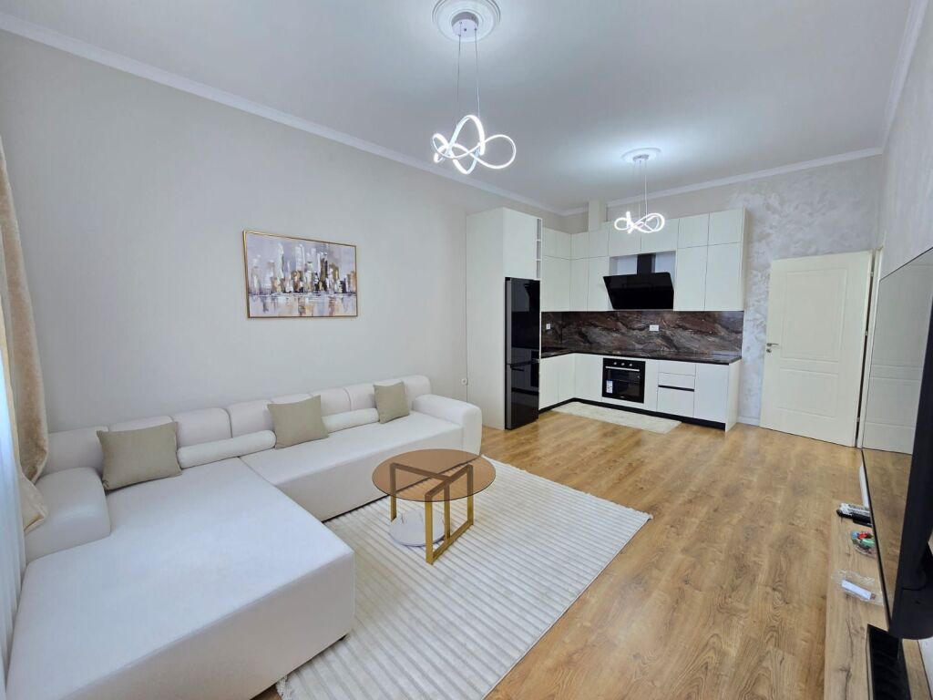 Apartment 2+1 for rent in Astir