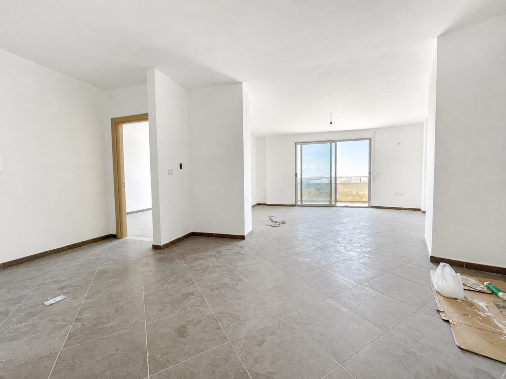 Shitet Apartament me Pamje Deti – Durrës