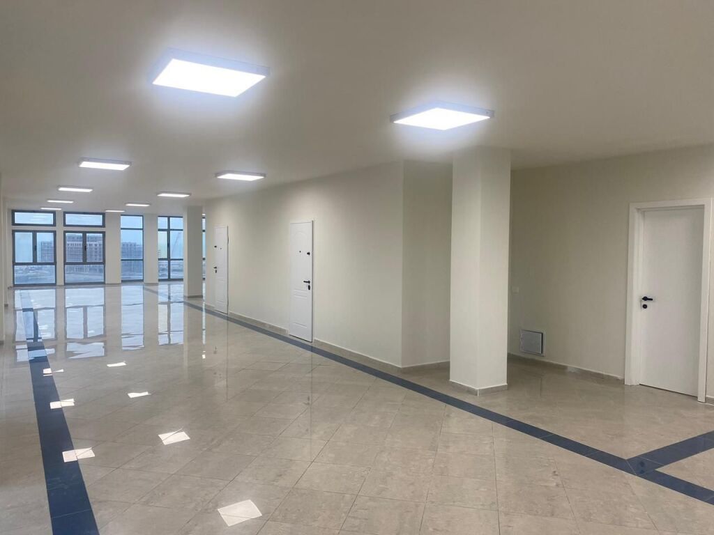 🏢 LOCALE COMMERCIALE IN AFFITTO – INGRESSO DI DURRËS