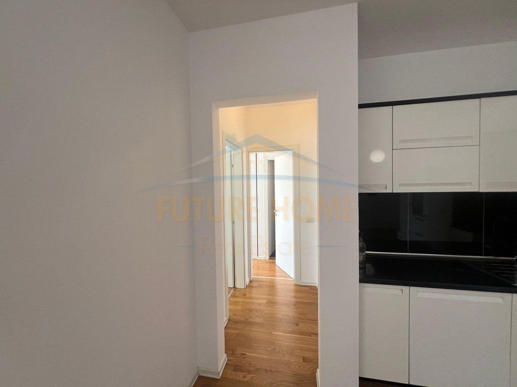 Shitet, Apartament 2+1+2, Kopshti Botanik
