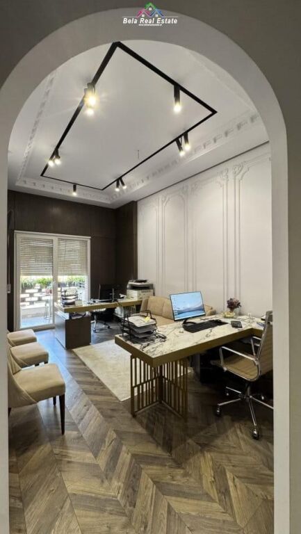 Ufficio in Affitto presso il Complesso Golden Park (ID BZ2568) Tirana