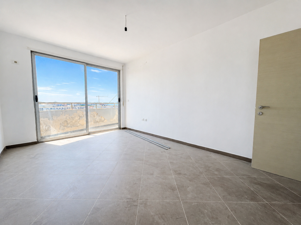 Shitet Apartament me Pamje Deti – Durrës