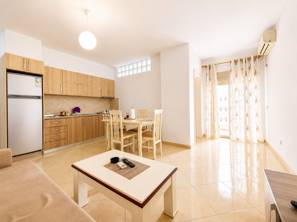 Shitet Apartament 1+1 me qira, i mobiluar plotësisht