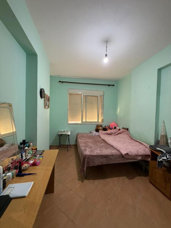 Shitet: Apartament 1+1, pranë Shkollës së Muzikës, Vlorë