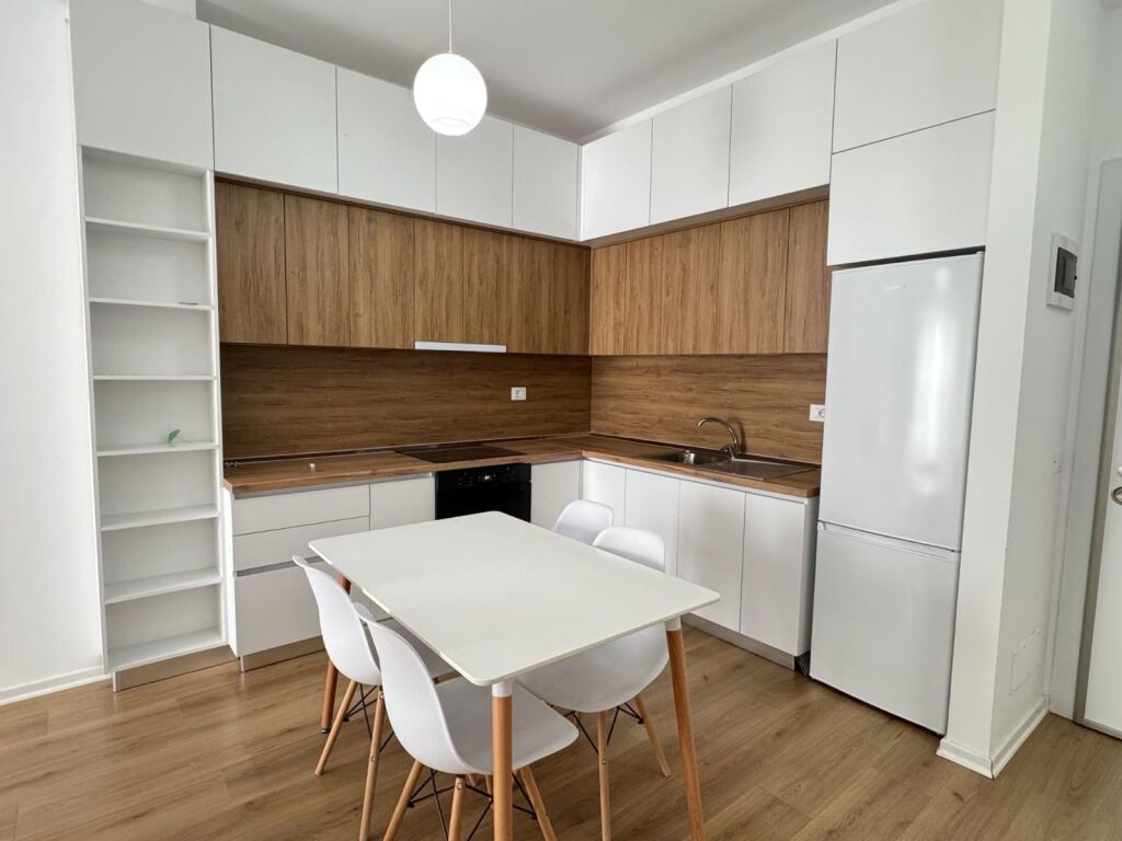Appartamento 1+1 in affitto ad Ali Dem presso Residenca Kaimi
