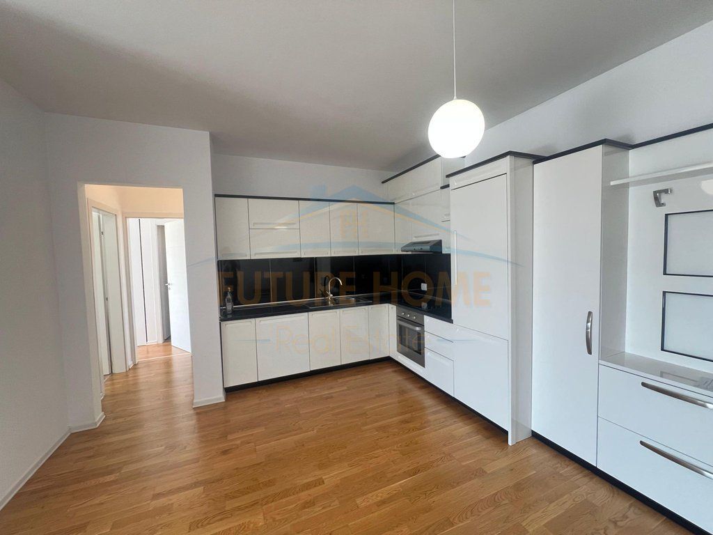 Shitet, Apartament 2+1+2, Kopshti Botanik