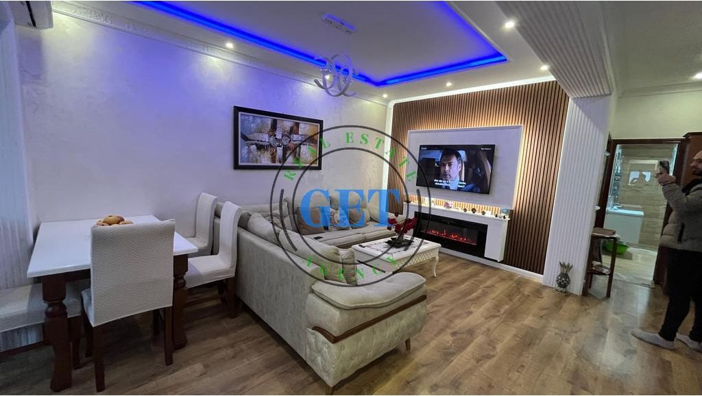 In vendita, Appartamento 2+1, Piccolo Mercato Industriale, Durres!!!!!!
