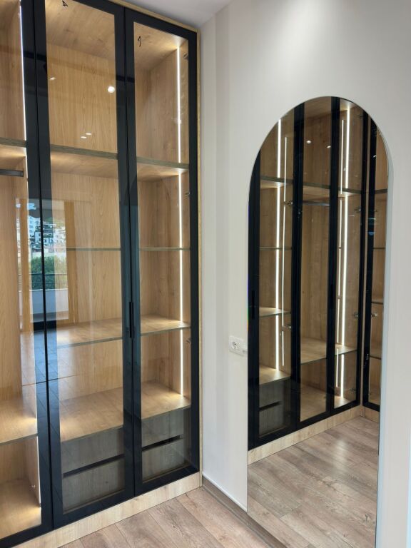 🏡 Super Luxurious Apartment for Sale 2+1 📍 Hamdi Garunja Street, Dry Lake (not a mountainous area)💶 Price: 273 Million Lek