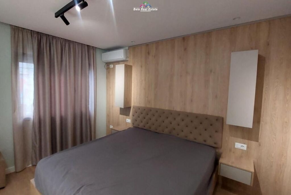 Apartment For Rent 1+1 Near Komuna e Parisit (ID B2101722) Tirane